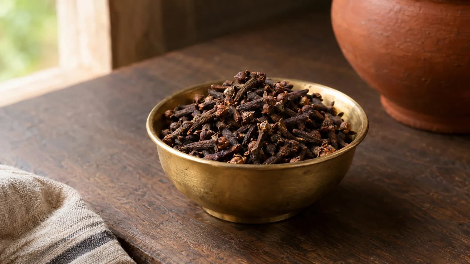 Laung in English (cloves): names in Hindi and Indian languages